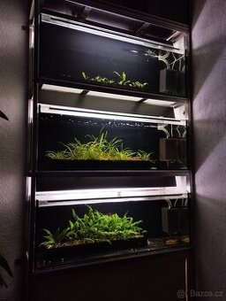 Akvarijní stojan