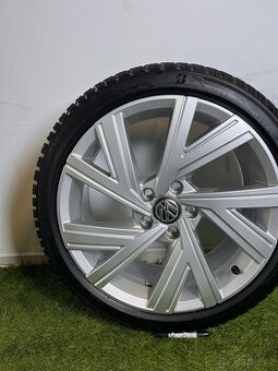 Alu kola 5x112 r18 s pneu (Bergamo)