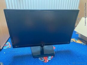 Monitor LG Flatron IPS224 22 palců s vadou