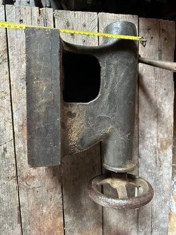 Koník soustruhu - 1