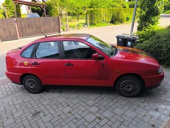 Prodám Seat Cordoba 1.4 rok 1999