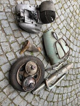 Motor + díly skútr ČZ 175 "prase"