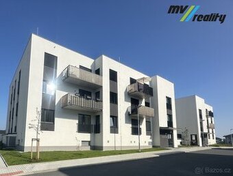 Poděbrady. Pronájem bytu 2+kk 51,8m2 s balkónem 8,50m2.