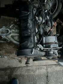 Motor s převodovkou audi 80 1.8 benzin - 1