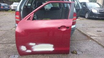 Nissan Juke levé přední dvere - 1