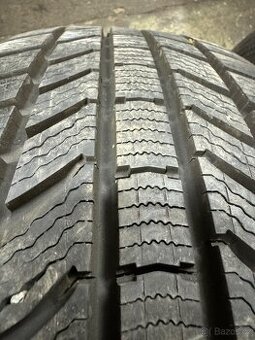 Sada zimní pneu 215/55r18