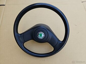 Škoda Felicia volant guma dvouramínko hezký
