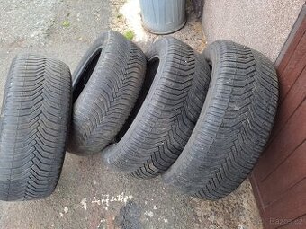 Pneu 225/55/18 Michelin CrossClimate