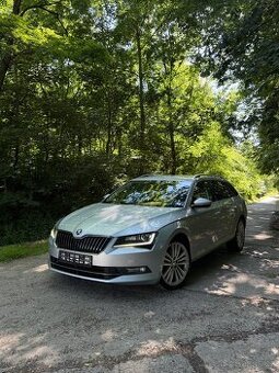 Superb 2.0 automat 2018 rok najeto 185 kilometrů