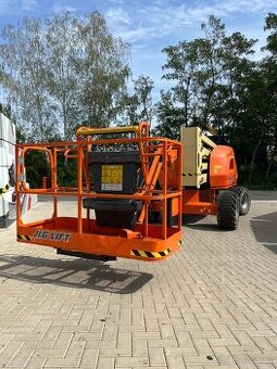 kloubová plošina JLG 450AJ