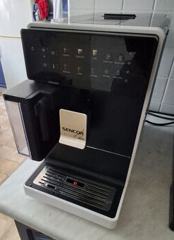 Automatický kavovar