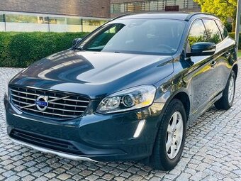 Volvo XC60 2.4 5V 4x4 AUT Bi XENONY VÝHŘEV FACELIFT SERVISKA