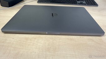 Apple MacBook Pro 16" Late-2019 (A2141)