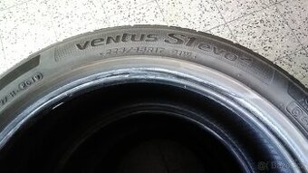 Hankook 225/45/17 letní