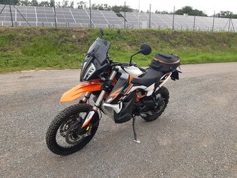 KTM 890 Adventure R