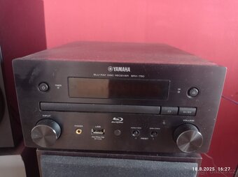 Yamaha BRX-750 – Hi-Fi systém s Blu-ray + reprobedny
