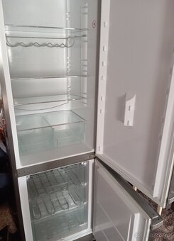 Prodám lednici Snaige