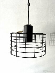 závěsný černý lustr 380 mm