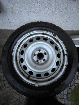 Prodám 4× plechová kola 17" s pneumatikami 225/55 R17 4ks