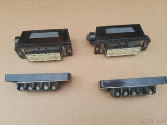 Bakelitové konektory (2ks)