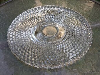 Nádherný skleněný tác