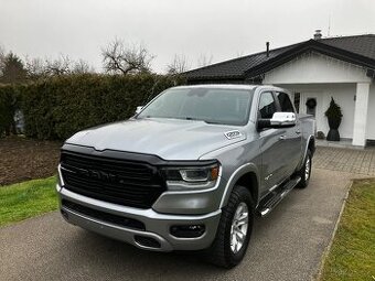 Dodge Ram 1500 5.7 V8 HEMI 4X4 - 2021 - LARAMIE - AXLE LOCK