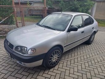 Toyota Corolla E11 2.0 d4d 66kw