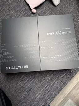 Herní notebook limitovaná verze Mercedes