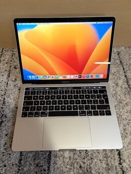 MacBook Pro 13" (2017) – Silver, Touch Bar, 16GB / 256GB