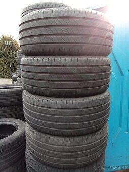 PRODÁM 4 LETNÍ PNEU GOODYEAR 215/45/16, CENA JE ZA 4 PNEU.IN