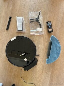 Tesla Roboticky vysavač T60