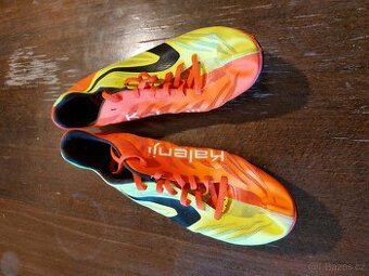 Atletické tretry 44