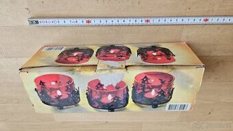 Sada vánočních svícnů na čajové svíčky.