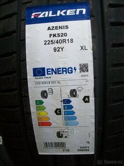 2x letní pneu 225.40.R18 Falken Azenis FK520 92Y