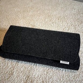 CESTOVNÍ DEKA S TAŠKOU