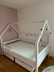 Dětská postel domeček TERY s bočnicí vč. matrace