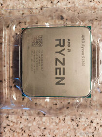 AMD Ryzen 5 1600 s chladičem