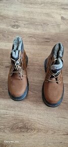 Panské zimní boty 44