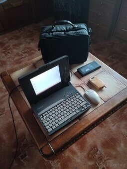 Retro notebook Compaq Contura 80486
