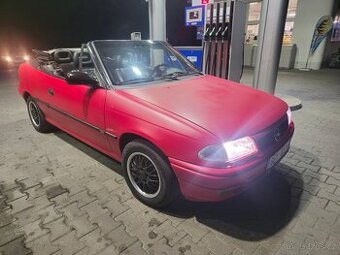 Opel astra cabrio 1.8i 16v bertone