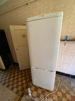 Lednice s mrazákem Fagor