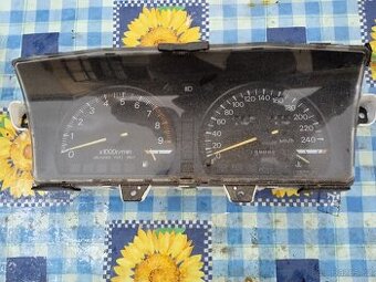 Mitsubishi Galant 2.0L GTI ,rok 1989-budíky