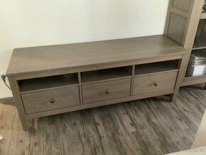 Hemnes Ikea tv stolek