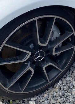 Mercedes C205 C43