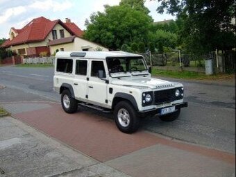 Land Rover Defender 2,5 TD 4x4,