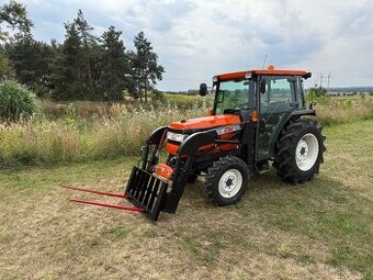 Malotraktor Kubota GL321 Grandel s celním nakladačem 450KG