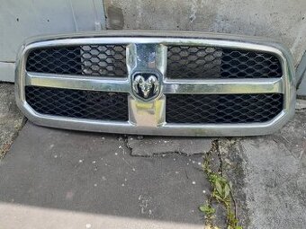 Přední maska dodge RAM 1500