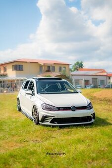 Volkswagen Golf 7 GTI – 162 kW