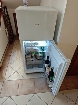 Kombinovaná chladnička s mrazákem AEG