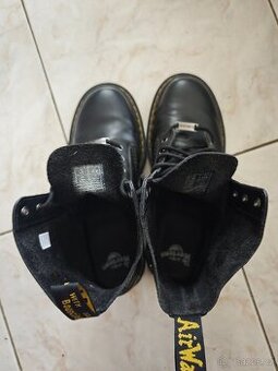 Dr.Martens